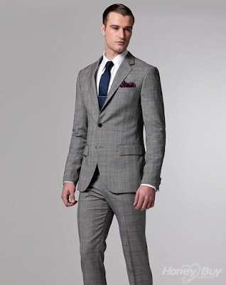 traje gris de hombre-tendencia hombre,combinar traje gris-combinar traje con camisa, combinar traje con zapatos