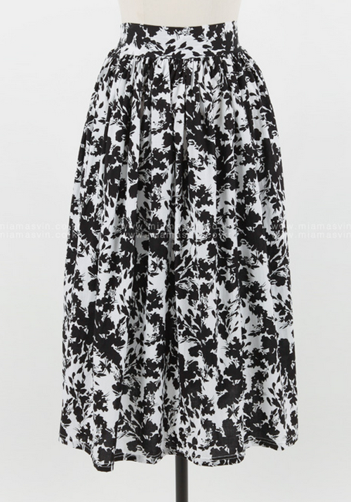 Monochrome Midi Skirt