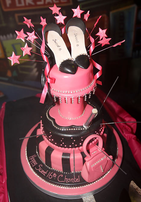 Jadorelux: Sweet 16 cake ideas