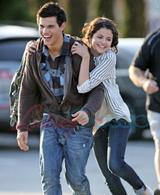 selena gomez taylor swift. selena gomez taylor lautner