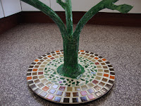 Chaise mosaïque arbre