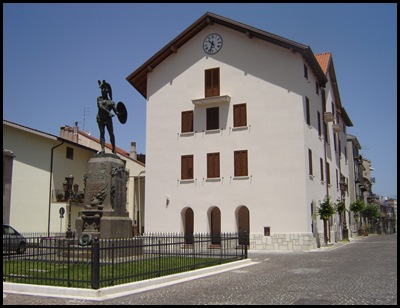 Piazza Vittorio Veneto 1