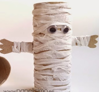 http://papelisimo.es/2014/10/momia-de-papel-higienico-halloween-mummy-paper-tubes-diy/