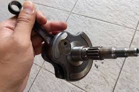 Inilah Efek  Kerusakan dari  Stang Seher Motor  Sinar Motor 