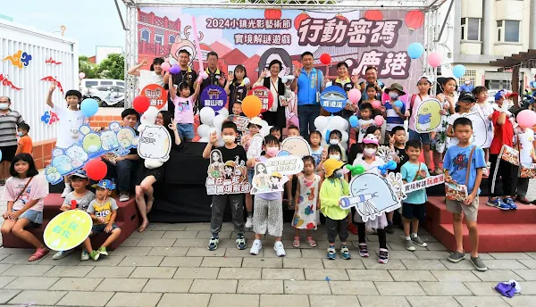 ▲活動讓大家在探索鹿港景點的過程中，以寓教於樂的方式重新認識這座小鎮。（彰化縣政府提供）