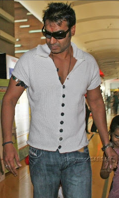 Ajay Devgan Latest Style Photos Pictures Wallpapers Scenes 2011