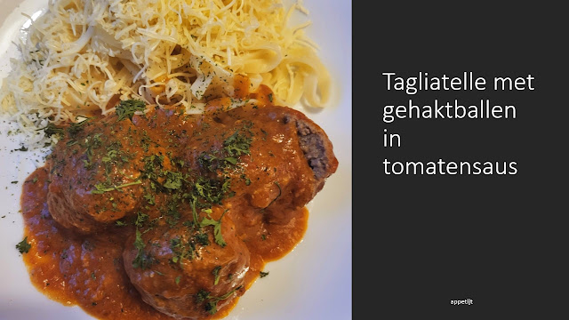 Tagliatelle met gehaktballen in tomatensaus