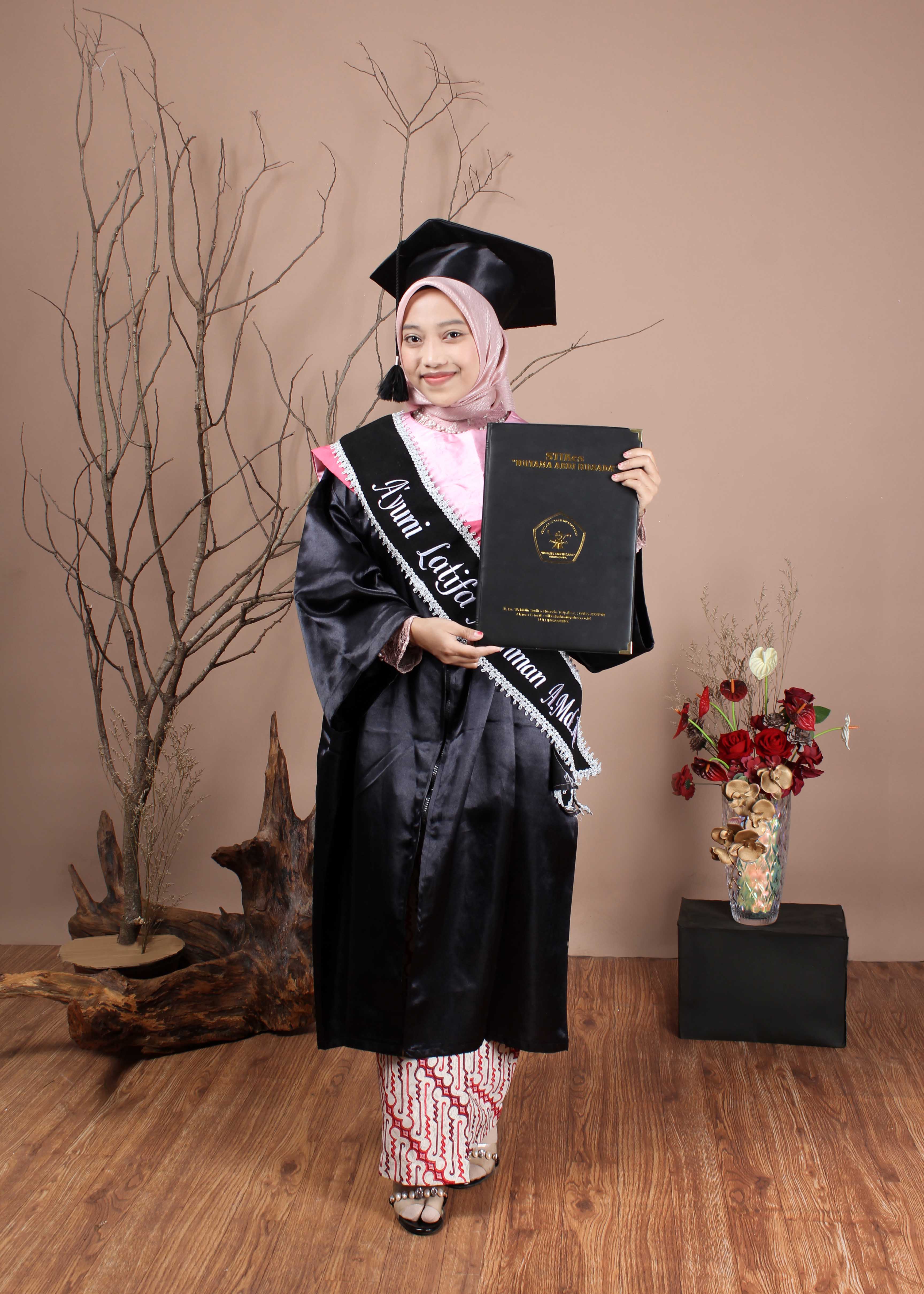Graduation Photoshoot in Tulungagung