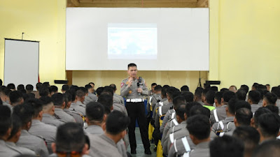 Kakorlantas Beri Arahan Seluruh Polantas Dalam Pengamanan KTT ASEAN