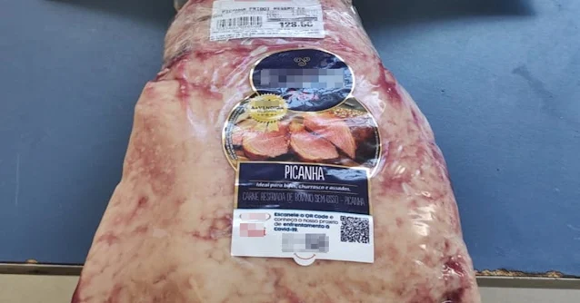 Rapaz é flagrado furtando picanha no supermercado Irmãos Gonçalves