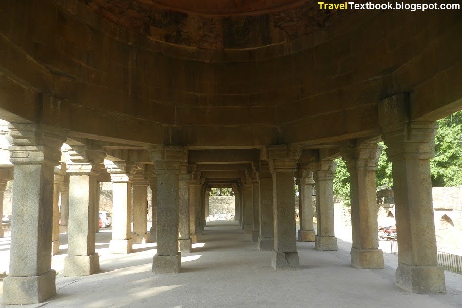 Hauz Khas Complex