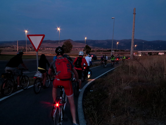 Ruta nocturna de Segovia a Madrid bajo la luz de la luna. Septiembre 2012