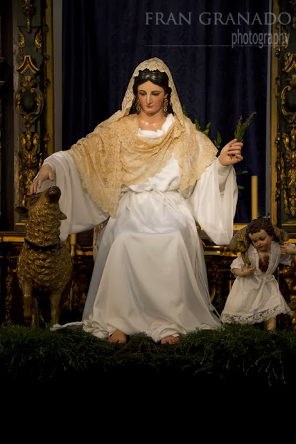 http://franciscogranadopatero35.blogspot.com/2013/12/divina-pastora-de-capuchinos-en-su.html