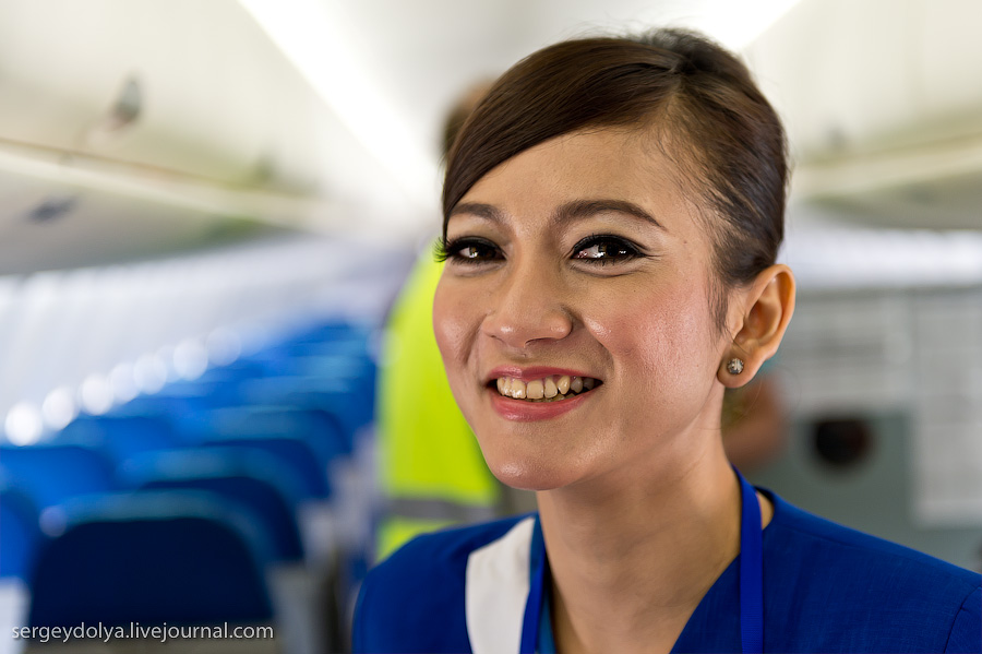 Foto Narsis Pramugari Cantik Sukhoi Sebelum Kecelakaan 