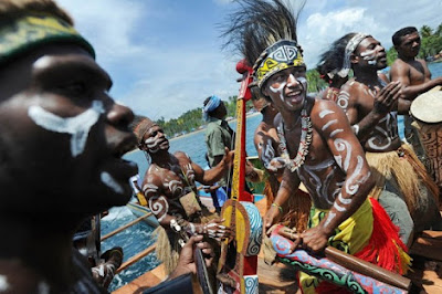 traditional festivals raja ampat- www.deexoticislands.blogspot.com