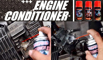 Membersihkan Silinder Head Motor Menggunakan Engine Conditioner