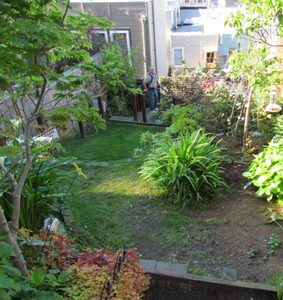 HiddenNeighborhoodStairway-5-2012-04-25-14-24.jpg