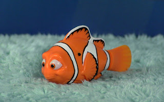 zuru finding dory robo fish marlin toy 