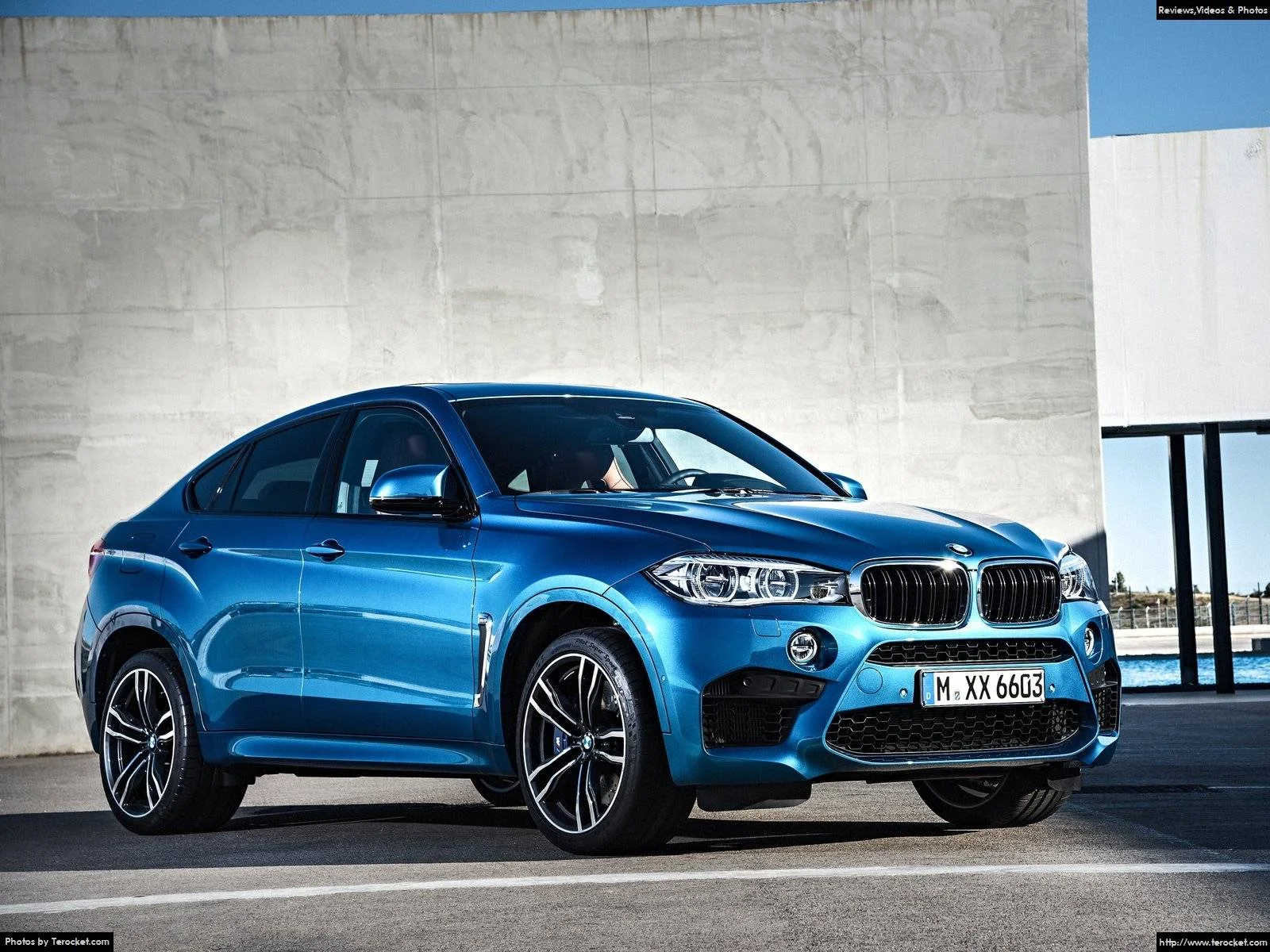 Hình ảnh xe ô tô BMW X6 M 2016 & nội ngoại thất