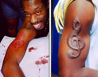 Scarification : Tattoo Ekstrim Menggunakan Sayatan Pisau [ www.BlogApaAja.com ]