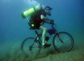 CYCLING UNDER WATER