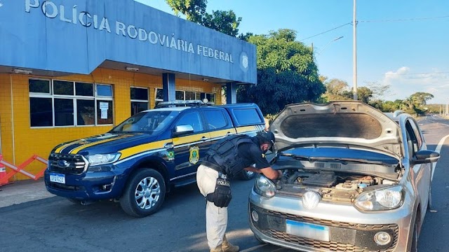 Motorista é preso na BR 343 acusado de receptação e uso de documento falso