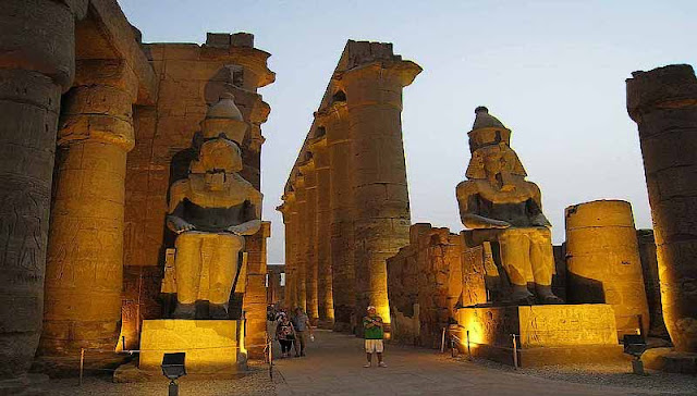 Luxor Temple 