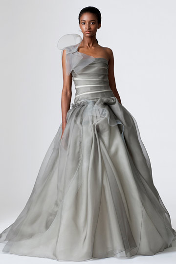 vera wang dresses 2010. vera wang dresses 2010.