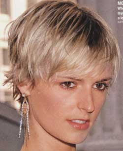 pixie hair style