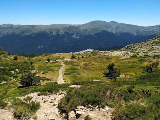 Subida al Peñalara . Techo de Madrid y Segovia. Parque Nacional de Guadarrama