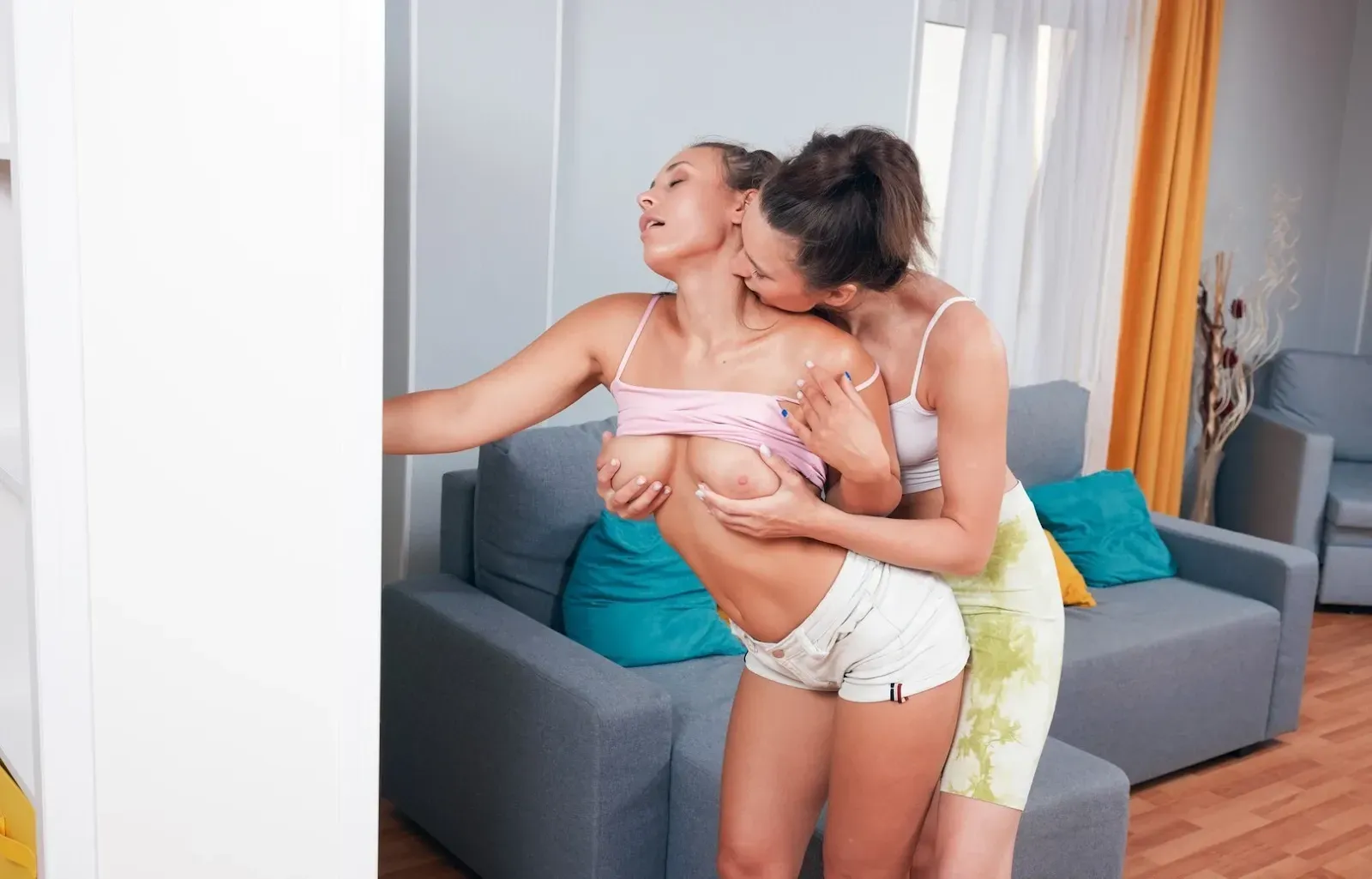 Jane White Nua, Jane White Pelada, Dildo Duplo, Vibrador Duplo, Consolo Duplo, Pênis Duplo, Bucetudas Lésbicas, Xoxotudas Lésbicas, Priquitudas Lésbicas, Greludas Lésbicas, Pingueludas Lésbicas, Orgasmo Clitoriano, Gozada Clitoriana, Ejaculação Clitoriana, Sumiko Nua, Sumiko Pelada