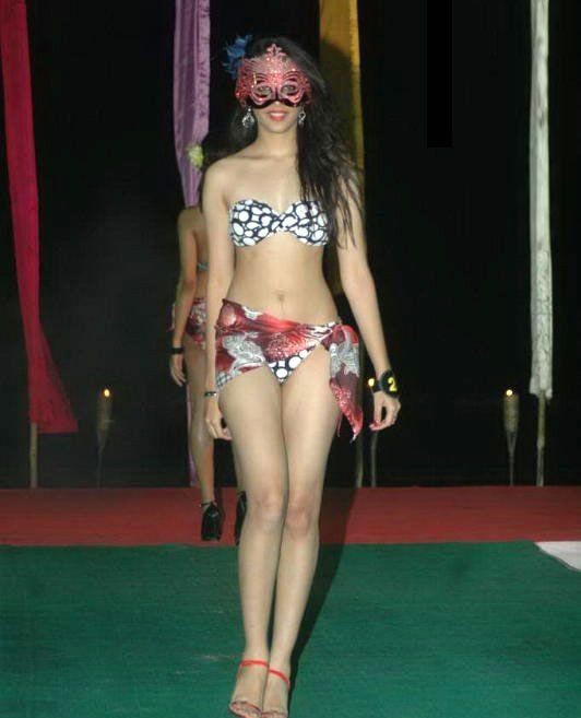 Hot Indian Models Bikini Bash Pictures 2011