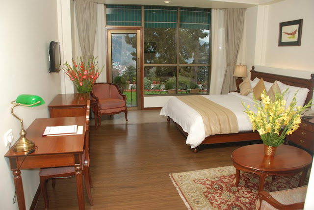 Hotels in Nainital near Naini Lake