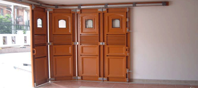 Wina Pintu Garasi