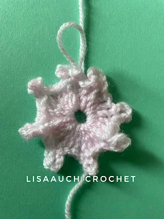 Granny Square with flower in center FREE crochet pattern