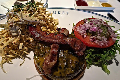 Luke's Oyster Bar & Chop House, travis burger