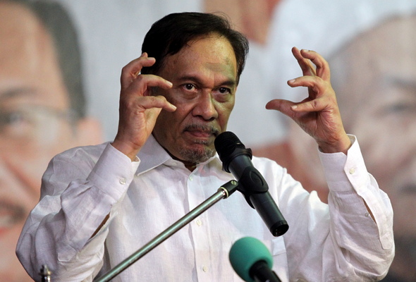 Jiwa Paradox: TERPANAS MALAM MINGGU:ANWAR IBRAHIM DISAHKAN 