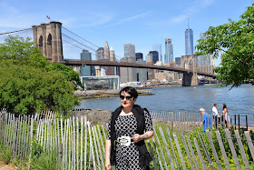 DUMBO in New York City, Manhattan, Brooklyn, blogerka w Nowym Jorku, Blackandwhitefashion in NY