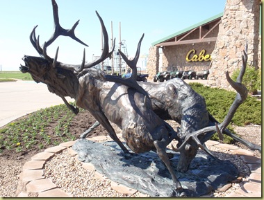 NE-Sidney-Cabela'sElkSculpture.-6.-6