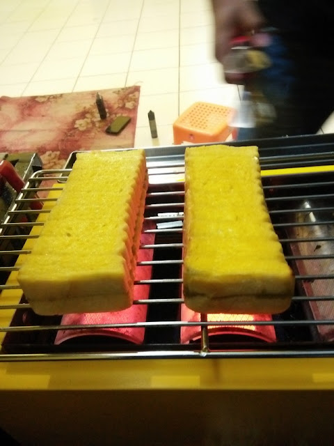 Sejarah Panjang Roti Bakar di Indonesia