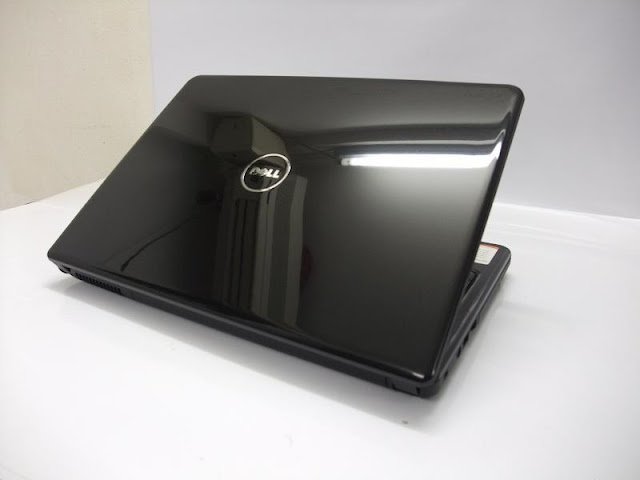 Dell N4030 có màn hình 14 inch