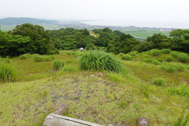 鳥取県西伯郡大山町妻木 鳥取県立むきばんだ史跡公園 洞ノ原 西側丘陵からの眺望