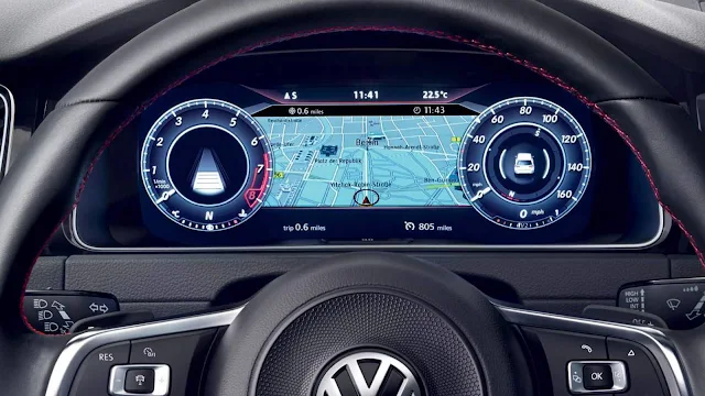 2018 VW Golf GTE - Active Info Display