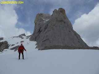 Fernando Calvo, Guia de alta montaña UIAGM en Picos e Europa, Escaladas al Picu Urriellu , Rab Equipment, Lowe Alpine CampCassin