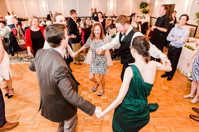 Fall Wedding in Bowie MD at Ascension Catholic Church and Comfort Inn & Conference Center | Photos by Heather Ryan Photography