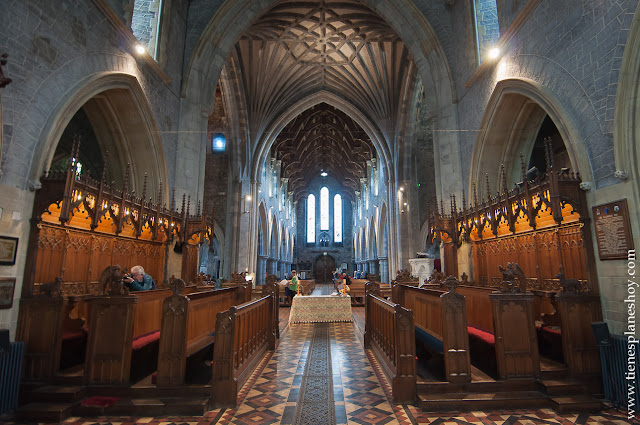 Interior Catedral Kilkenny Irlanda