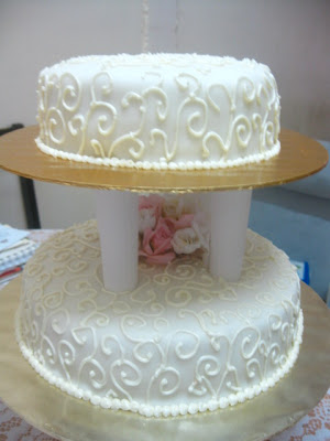 2 tiers fondant cakes vanilla strawberry ordered by Mrs Ayuni from Dato 