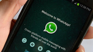 WhatsApp diventa gratuito, tolti i 99 cent all’anno