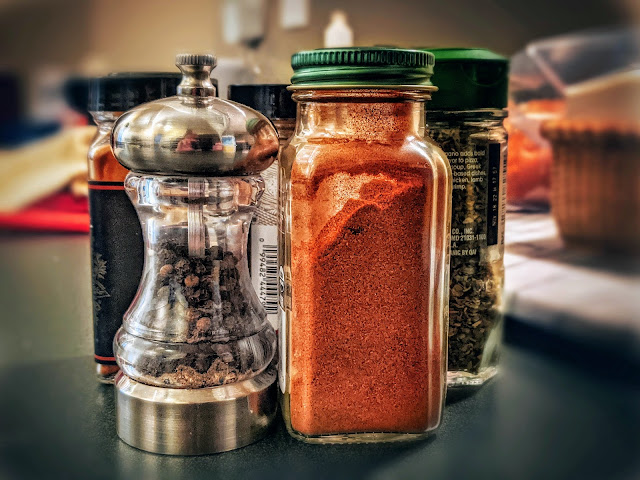 saffron-pepper-oregano-spice-jars