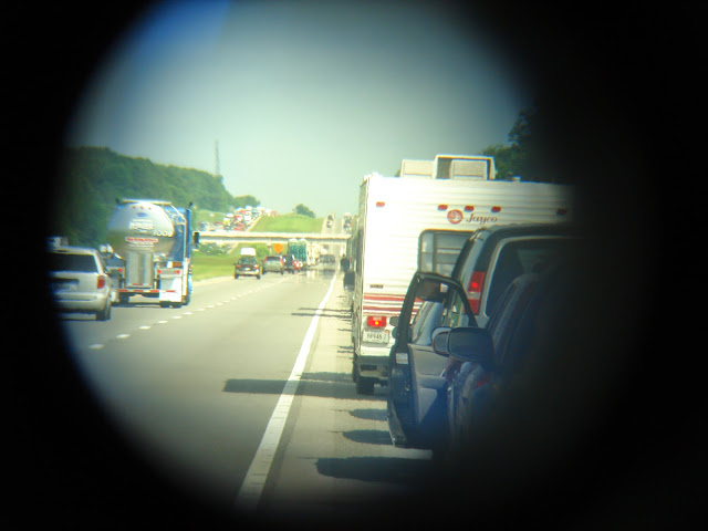 Line to Bonnaroo through binoculars 2010